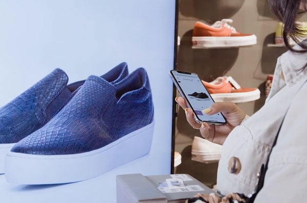 The Right Way to Use Instore Graphics and Displays